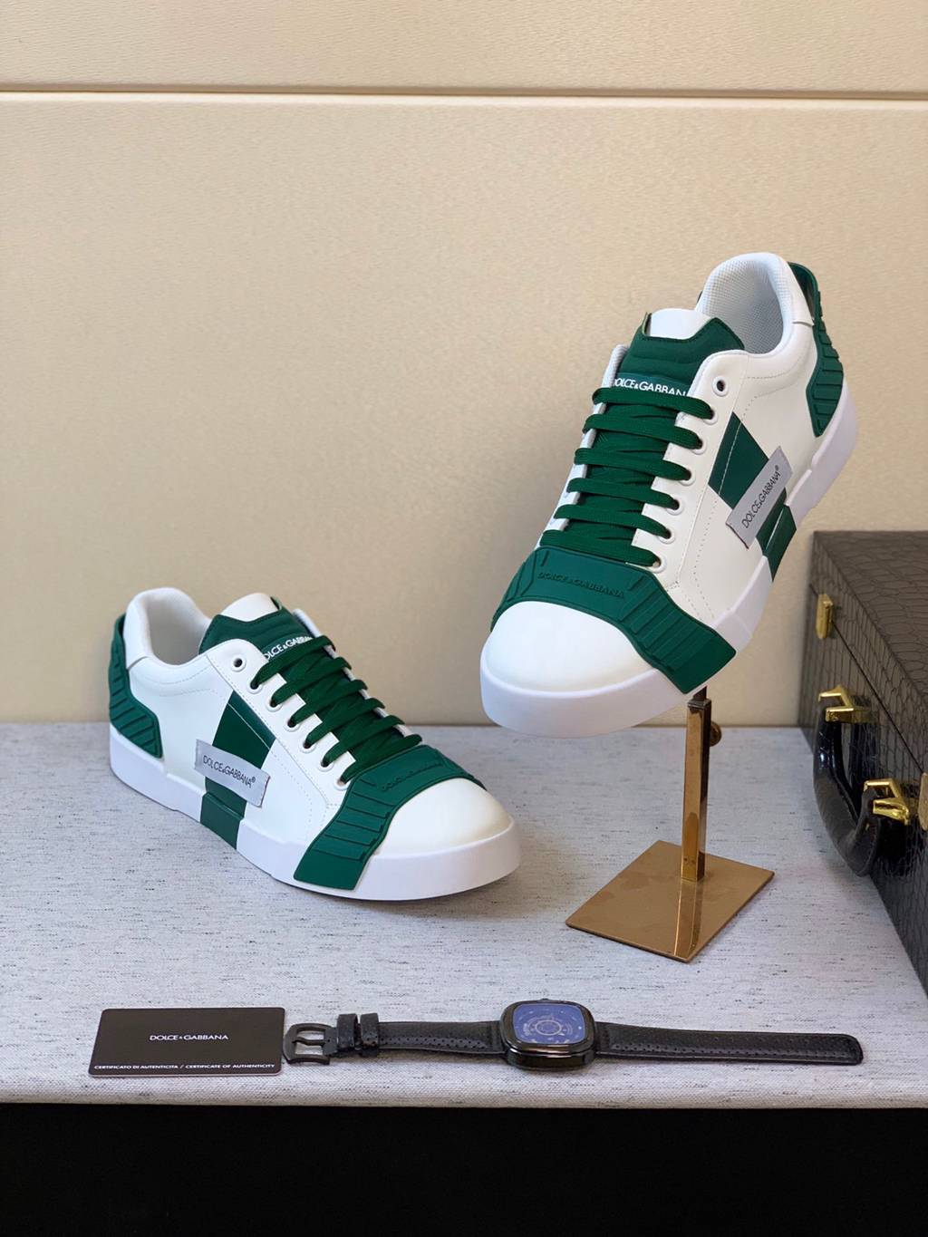 D*G sneaker